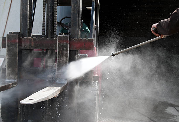 Why Choose Our Certified Pressure Washing Experts for Your Project Needs in Thorp, WI?